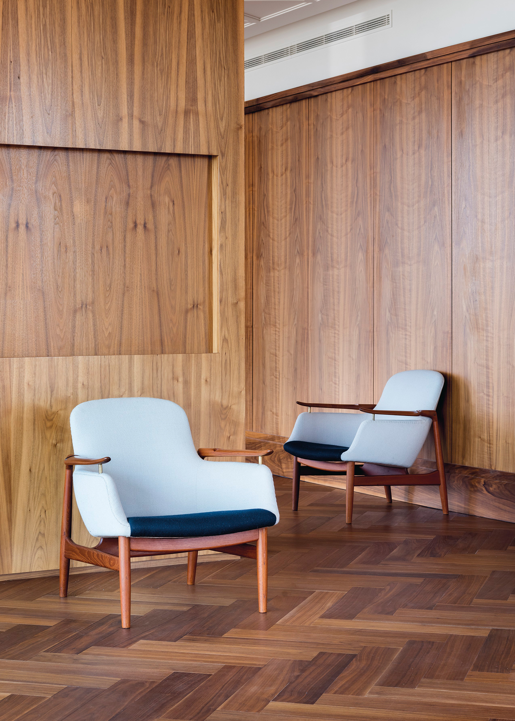 アート・デザイン・音楽 FINN JUHL - Scandinavian Furniture Nordic furniture designers you need to know about | Christie's