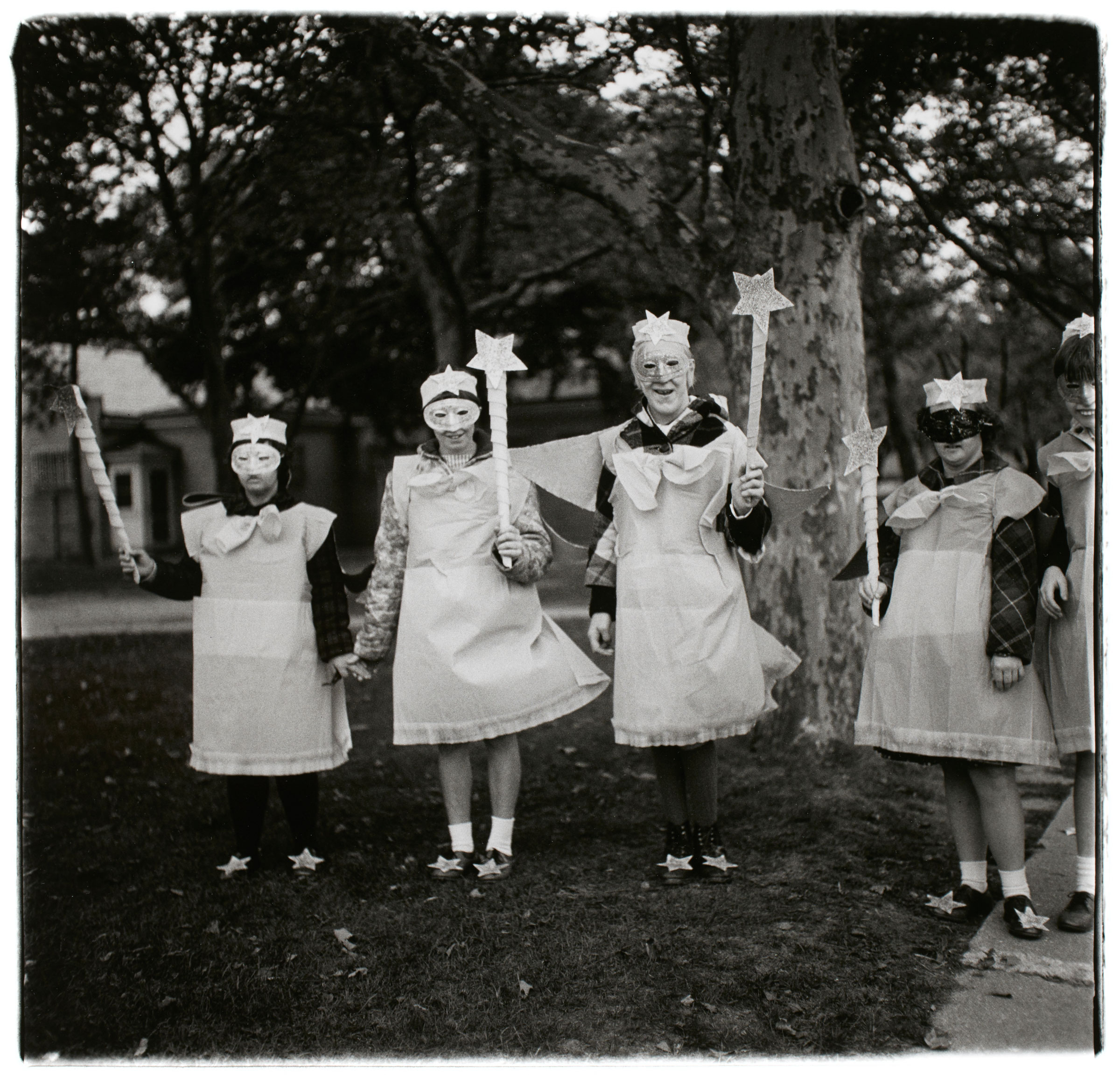 Diane Arbus, Untitled (49), 1970-1971. Gelatin silver print; printed later. Sheet: 50.8 x 40.6 cm. Anonymous gift, 2016. © Estate of Diane Arbus 2016/827