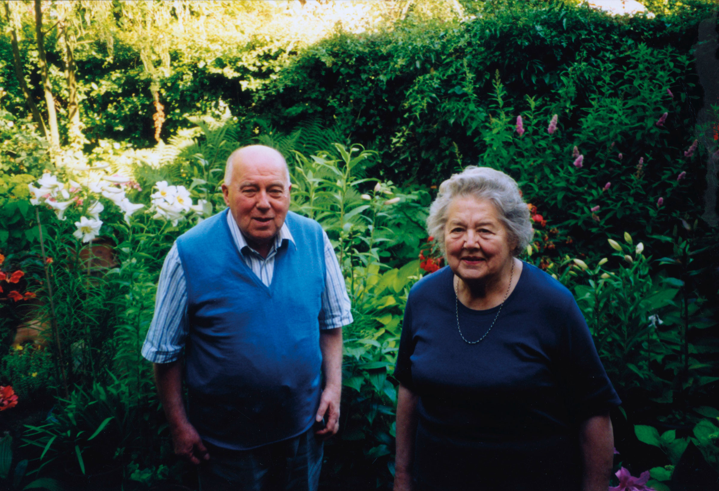 Allen and Beryl Freer at home. Courtesy of the Freer family