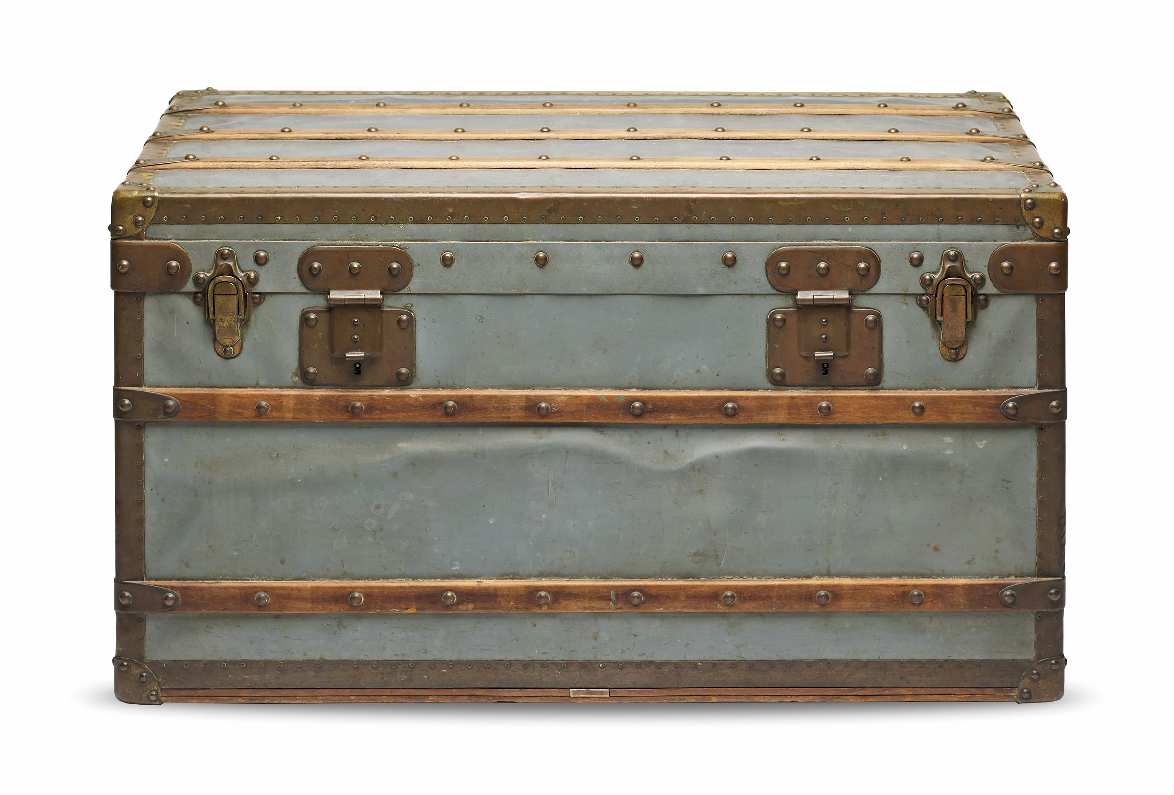 A rare, zinc Explorer trunk, Louis Vuitton, 1886. 86 w x 47 h x 49 d cm. Estimate: HK$300,000-400,000. Offered in Handbags & Accessories on 27 November 2020 at Christie’s in Hong Kong