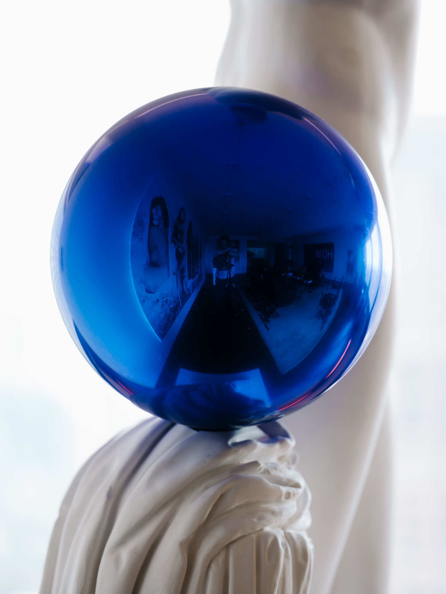 Jeff Koons, Gazing Ball (Esquiline Venus), 2013 (detail)