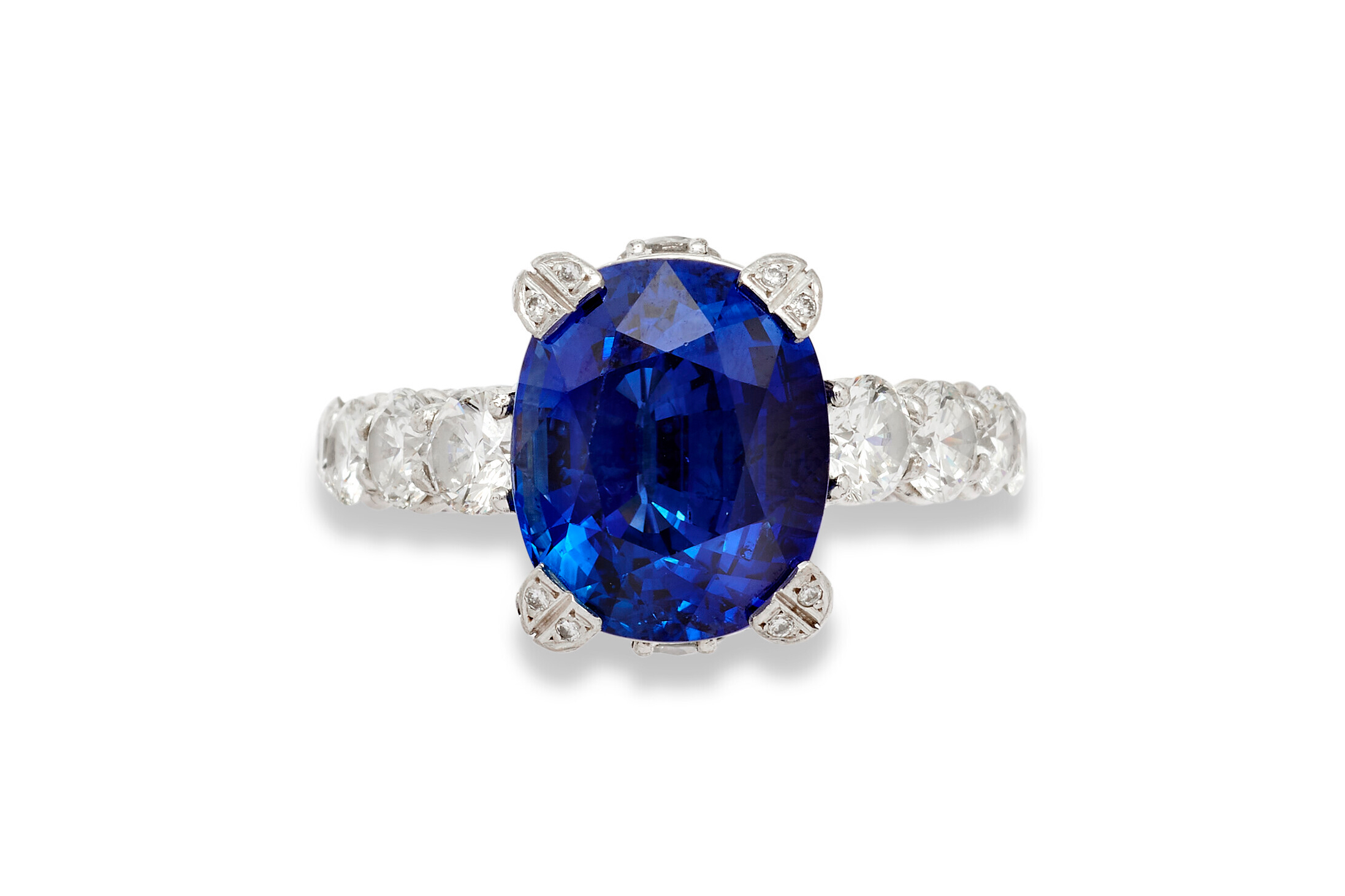 Chantecler sapphire and diamond ring. Gross weight: 14.8 grams. Sold for €18,900 on 10 March 2022, Online