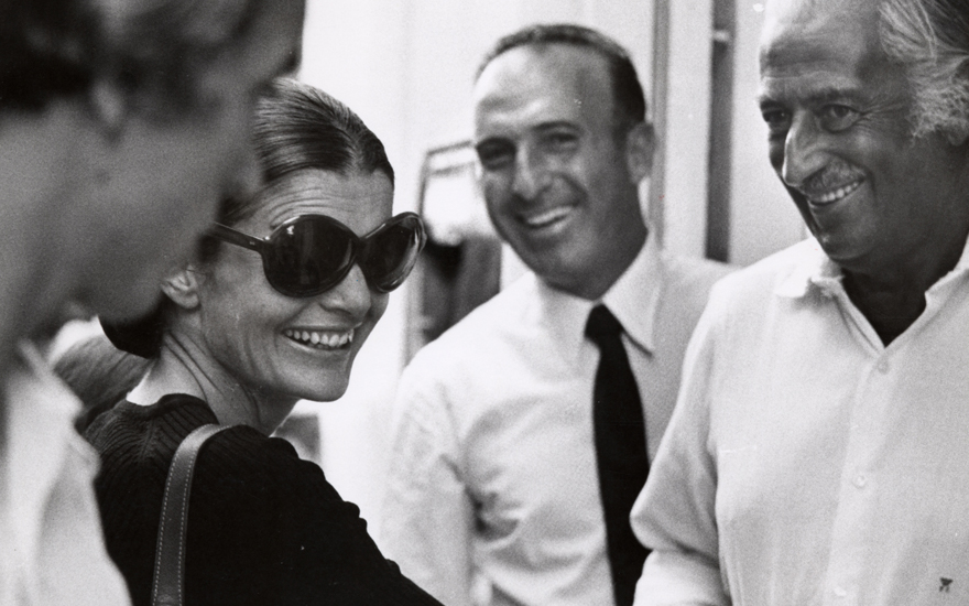 Jacqueline Onassis with Chantecler co-founders Salvatore Aprea (centre) and Pietro Capuano (right), Capri, 1970