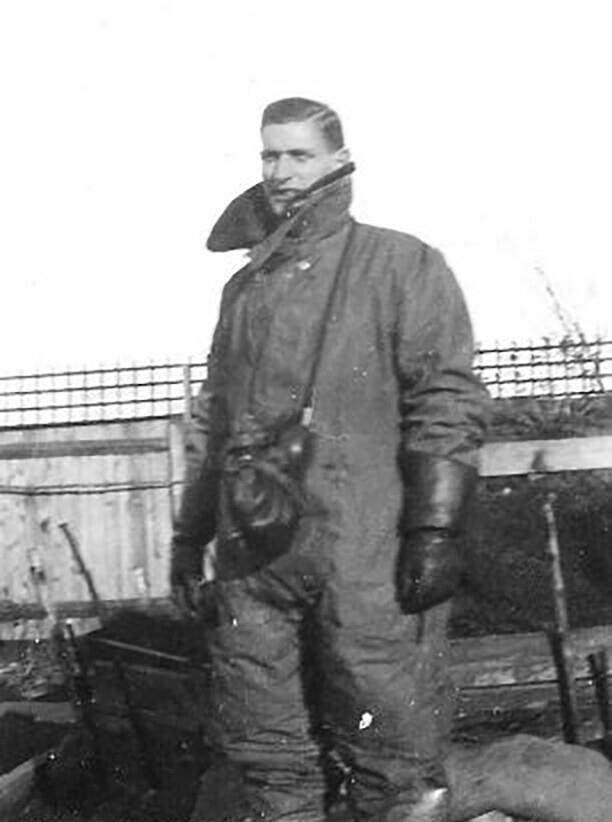 RAF Flight Lieutenant Gerald Imeson, who chose the Rolex Oyster Chronograph reference 3525, a top-of-the-line timepiece that boasted a waterproof oyster shell case