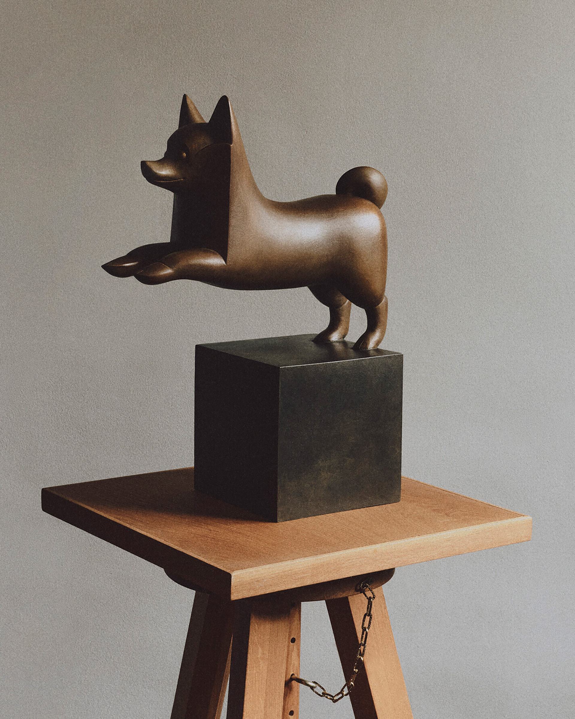 François-Xavier Lalanne (1927-2008), Petit Chien Héroïque II (Loulou), 2002. Patinated bronze. 16⅝ x 13⅛ x 6⅛ in (42.2 x 33.3 x 15.6 cm). Sold for $478,800 in Sculpting Paradise: The Collection of Marie Lalanne on 7 December 2022 at Christie’s in New York