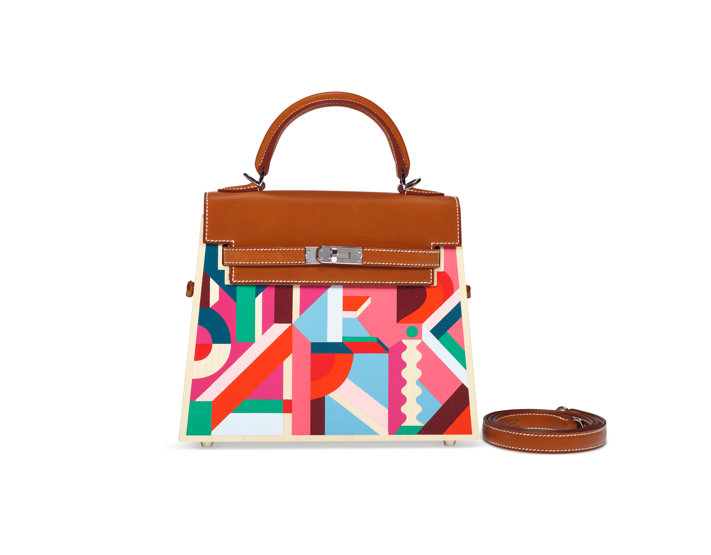 A rare, natural barenia leather and beechwood perspective Cavaliere Kellywood 22 with palladium hardware, Hermes, 2022, sold for $176,400 on 12 June 2023 at Christie's Online