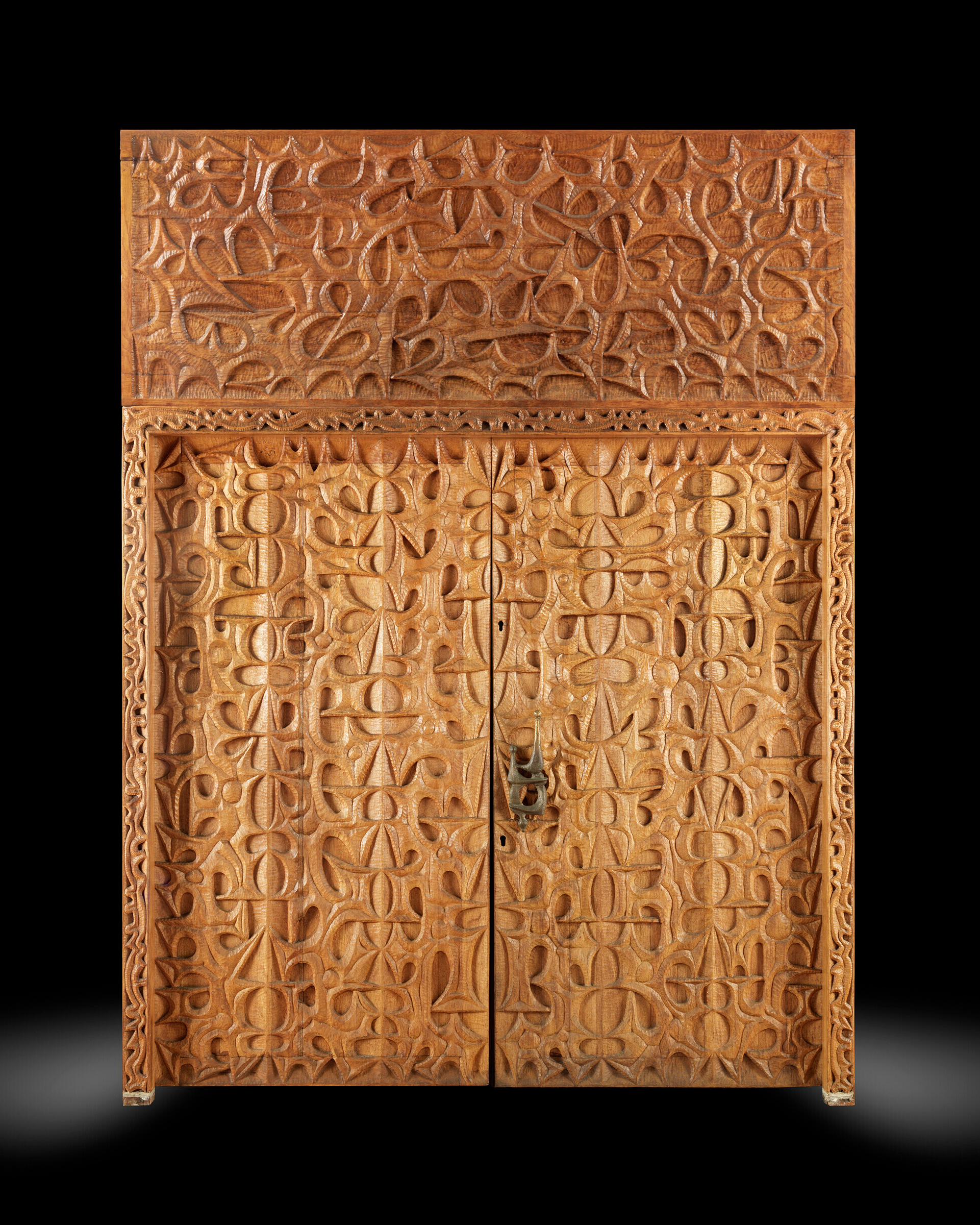 Mohammed Ghani Hikmat (Iraq, 1929-2011), Gateway to the West, 1975-76. Wood. 129⅞ x 92⅞ in (330 x 236 cm). Courtesy of Barjeel Art Foundation