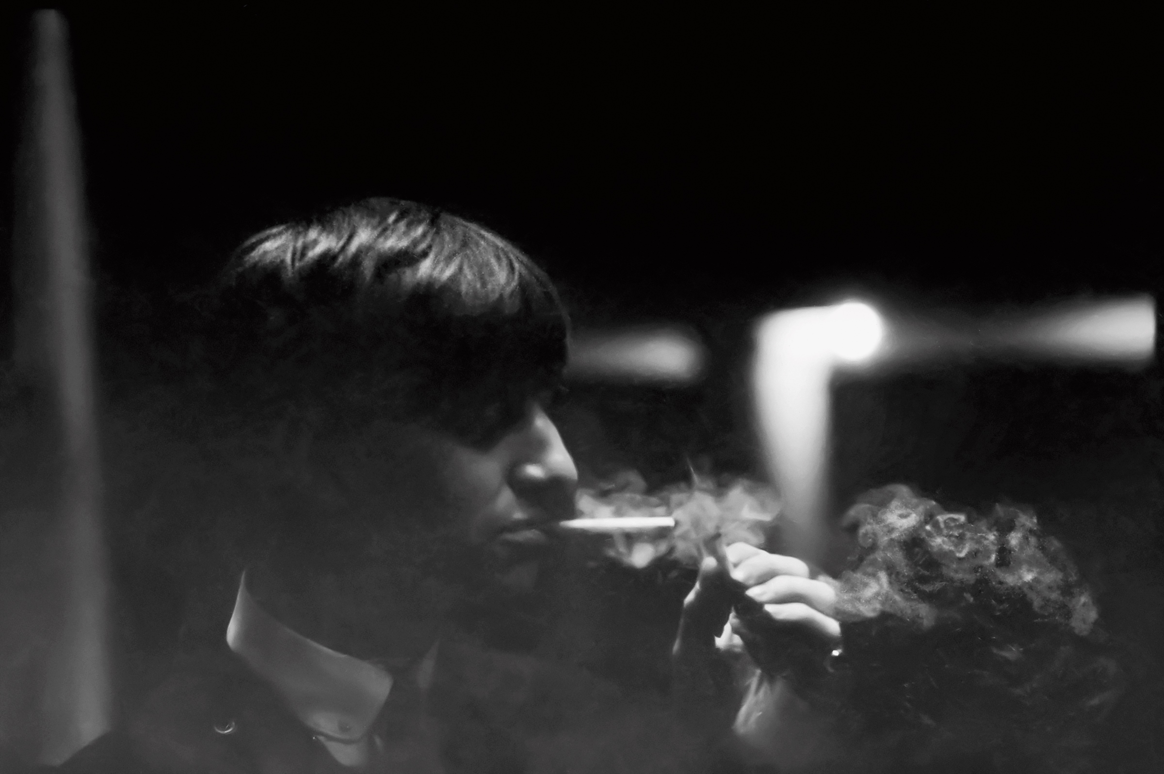 Ringo Starr backstage at l'Olympia, Paris, 1964. © 1963-1964 Paul McCartney under exclusive license to MPL Archive LLP