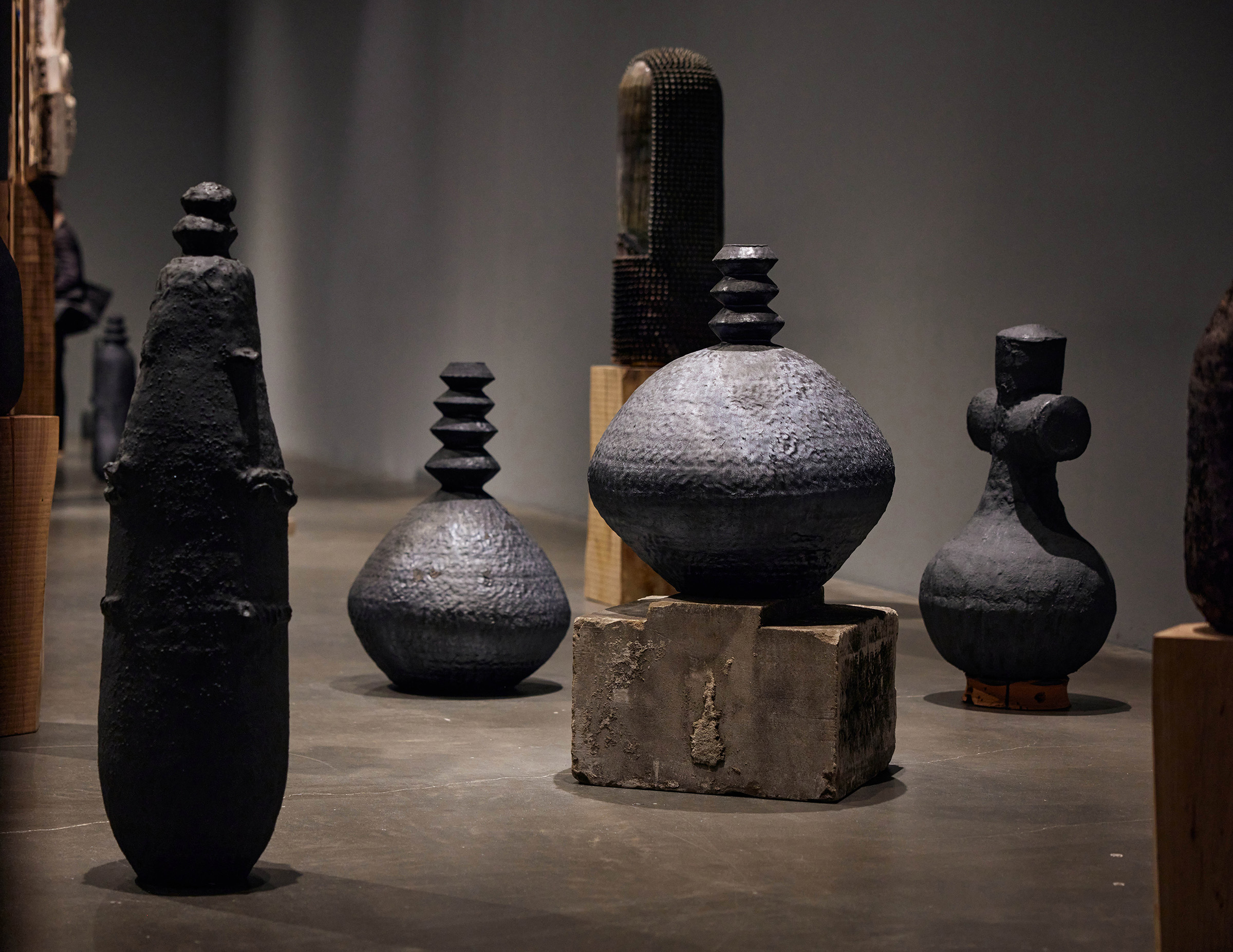 Theaster Gates, Doric Temple, 2022. High fire stoneware with glaze. Part of the exhibition Theaster Gates: Young Lords and Their Traces, New Museum, New York