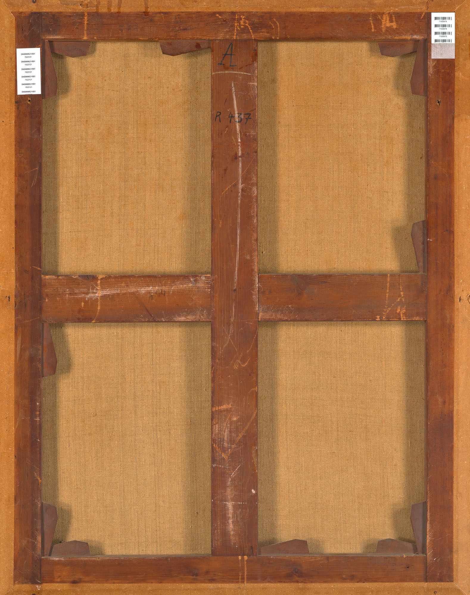 The back of the portrait by Largillierre. Its ERR inventory number 'R437' can be seen on the vertical stretcher bar, matching its catalogue entry in ERR Album 6