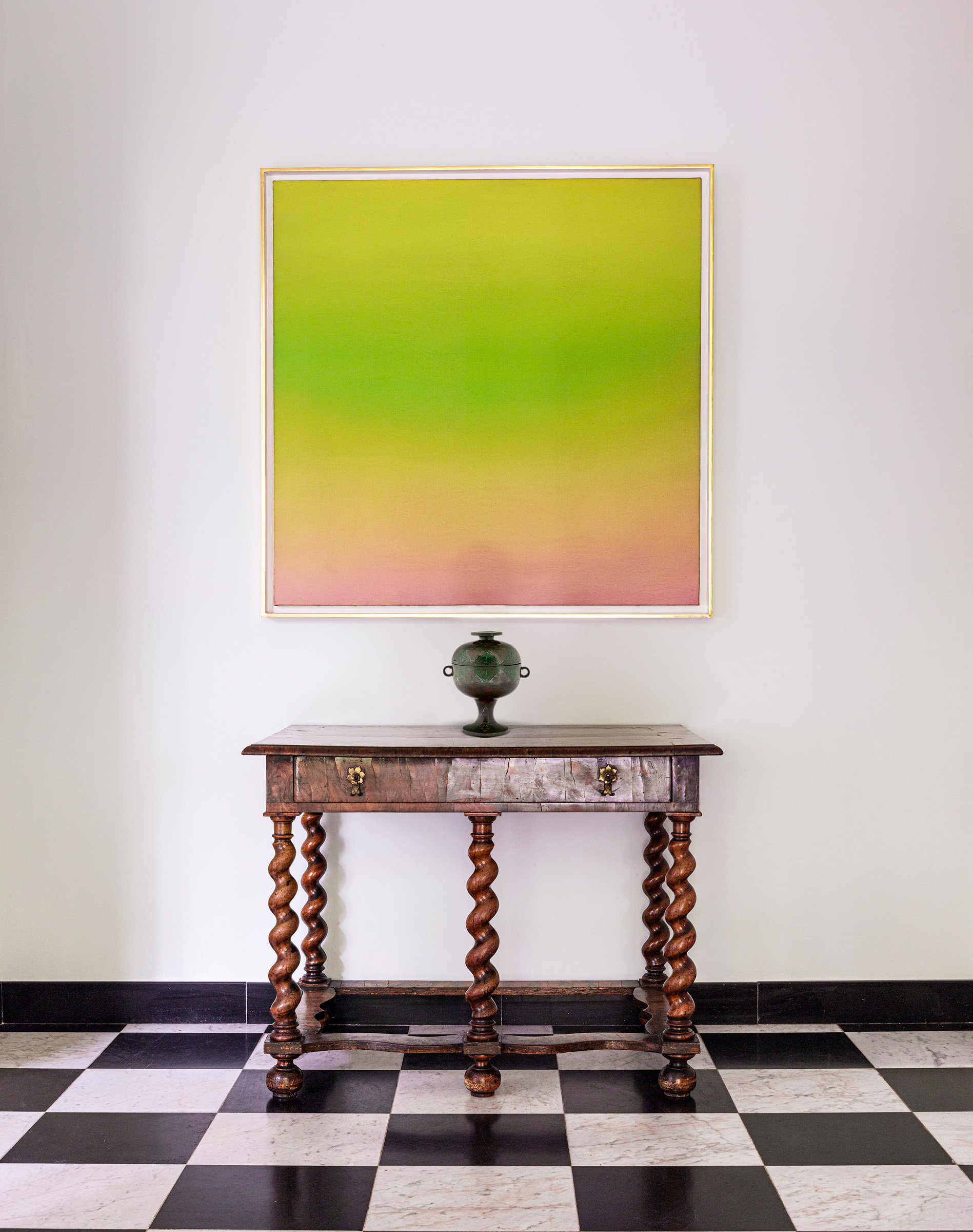 Painted in matt lacquer on canvas, Jef Verheyen's Le Pommier (apres Dani), 1963-64 and 1976 (Estimate: €15,000-20,000) hangs above an English William and Mary olive wood oyster-veneered console-table, circa 1700 (€2,000-3,000) surmounted by a Song dynasty (960-1279) Chinese malachite and silver-inlaid bronze archaistic ritual vessel and cover, dou (€10,000-15,000). All offered in The Onzea-Govaerts Collection - curated by Axel Vervoordt on 27 March 2025 at Christie's in Paris