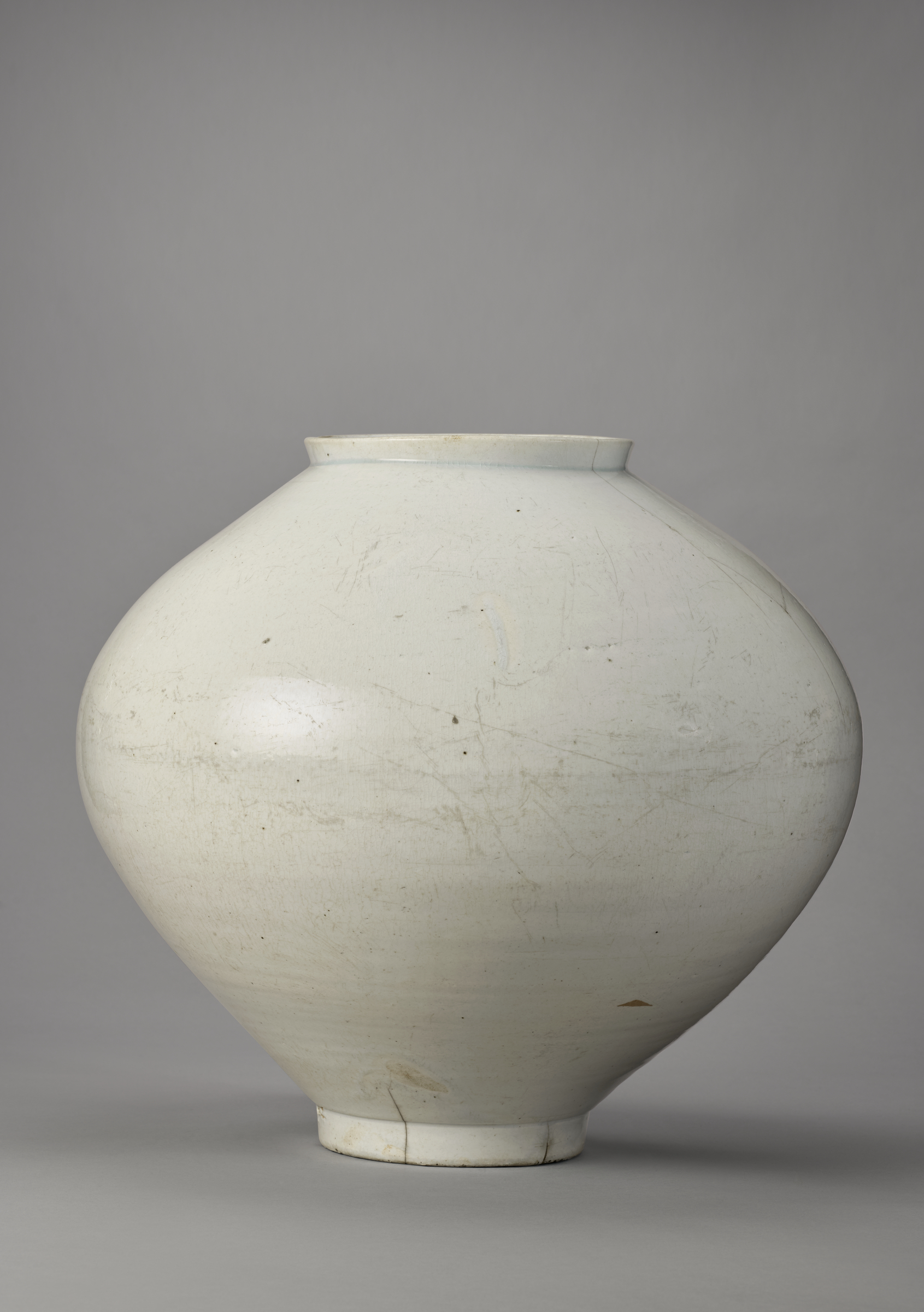 Korean moon jar