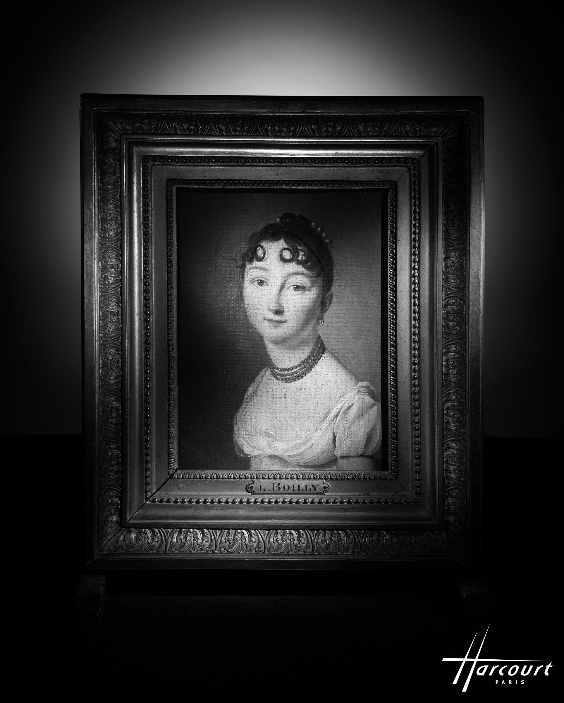 Photographed by Studio Harcourt in Paris. In the video at the top of the article, Eloi Robert of Studio Harcourt likens Boilly's output to that of his own company, which has been providing close-format photographic portraits since the 1930s