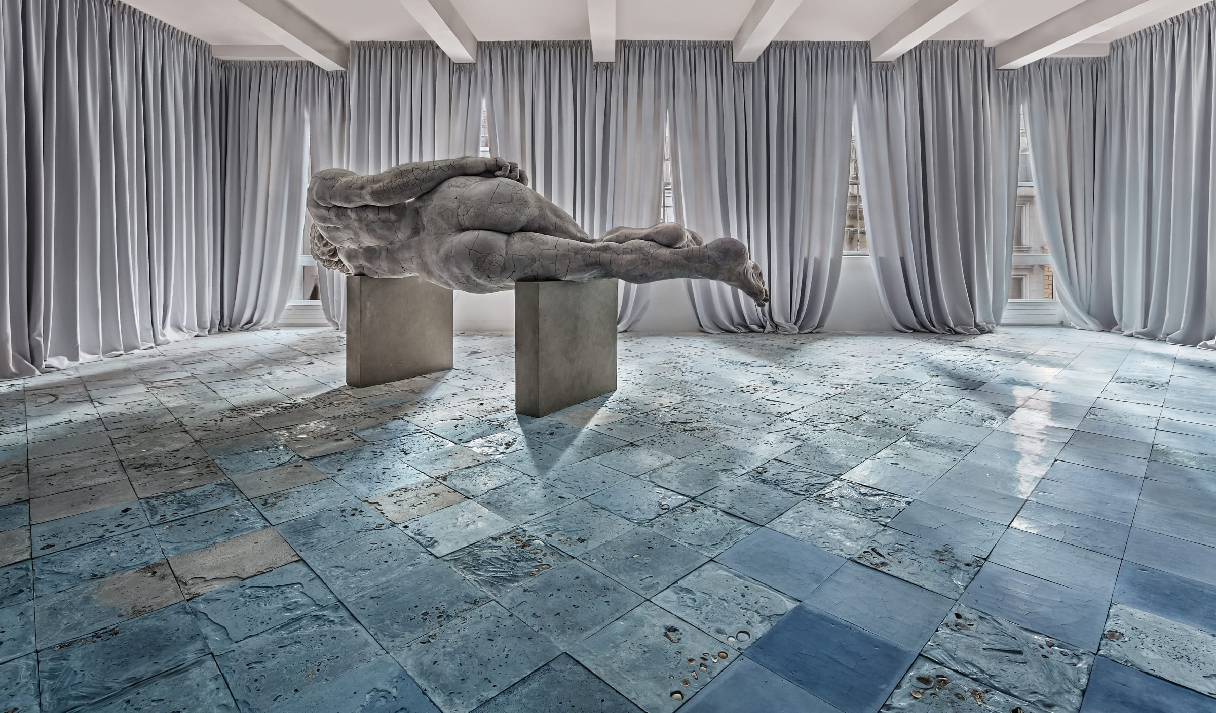 Adrian-Villar-Rojas-and-alvaro-Enrigue