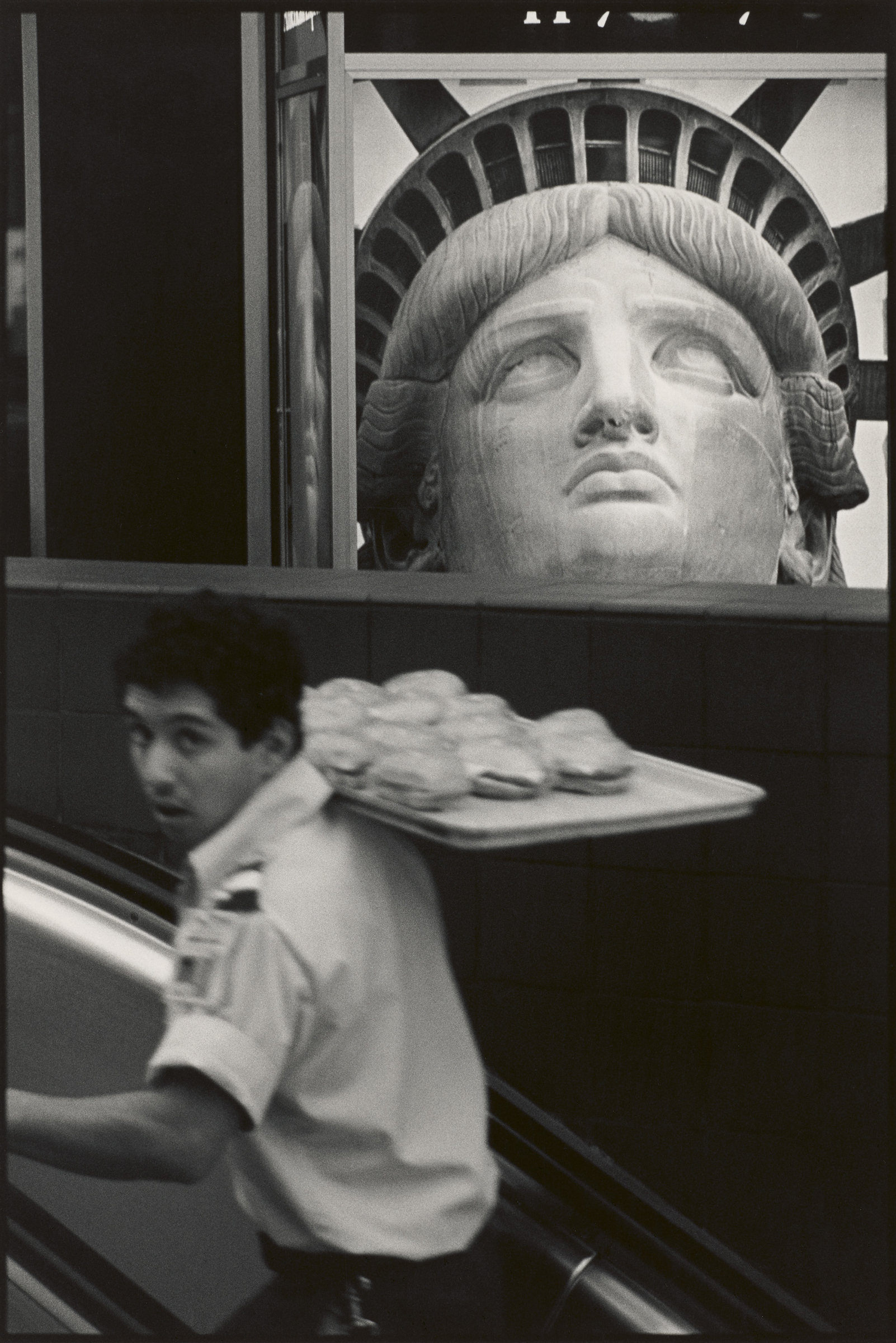 New York City; Robert Rauschenberg, 1983. Gelatin silver print. © Robert Rauschenberg Foundation.