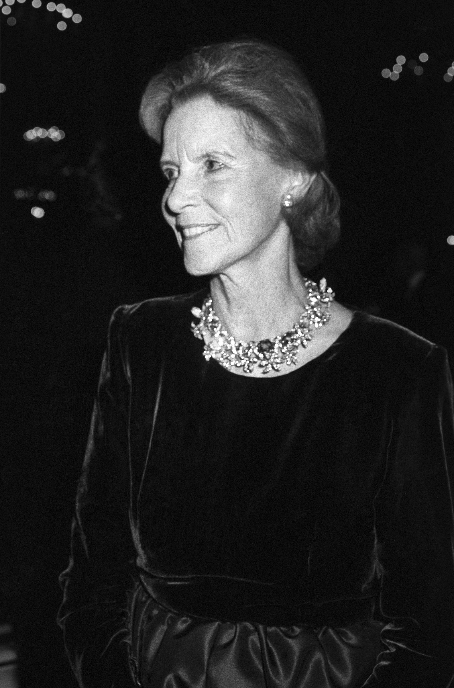 'No outfit was complete without the sparkle of a diamond bracelet or a necklace dripping with emeralds'. Bunny Mellon at the state of California's 1988 Lifetime Achievement in the Arts Award in honour of Hubert de Givenchy at the Beverly Wilshire hotel, Los Angeles