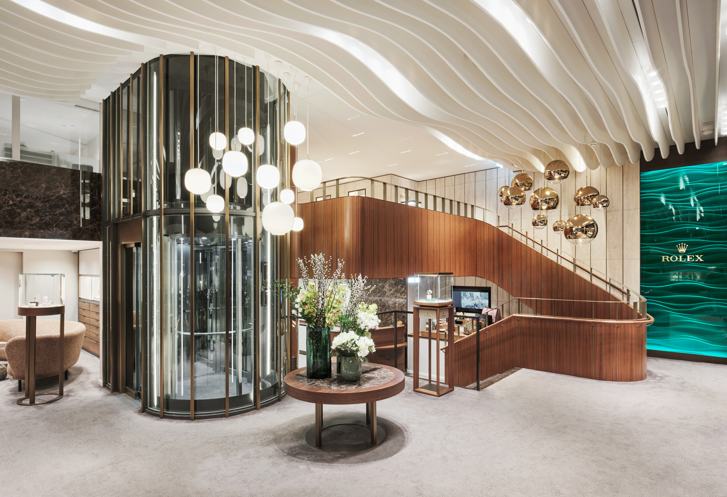 Beyer Chronometrie as it is today, at Bahnhoffstrasse 31 in Zurich. The store was given a fresh, modern look under Rene's leadership