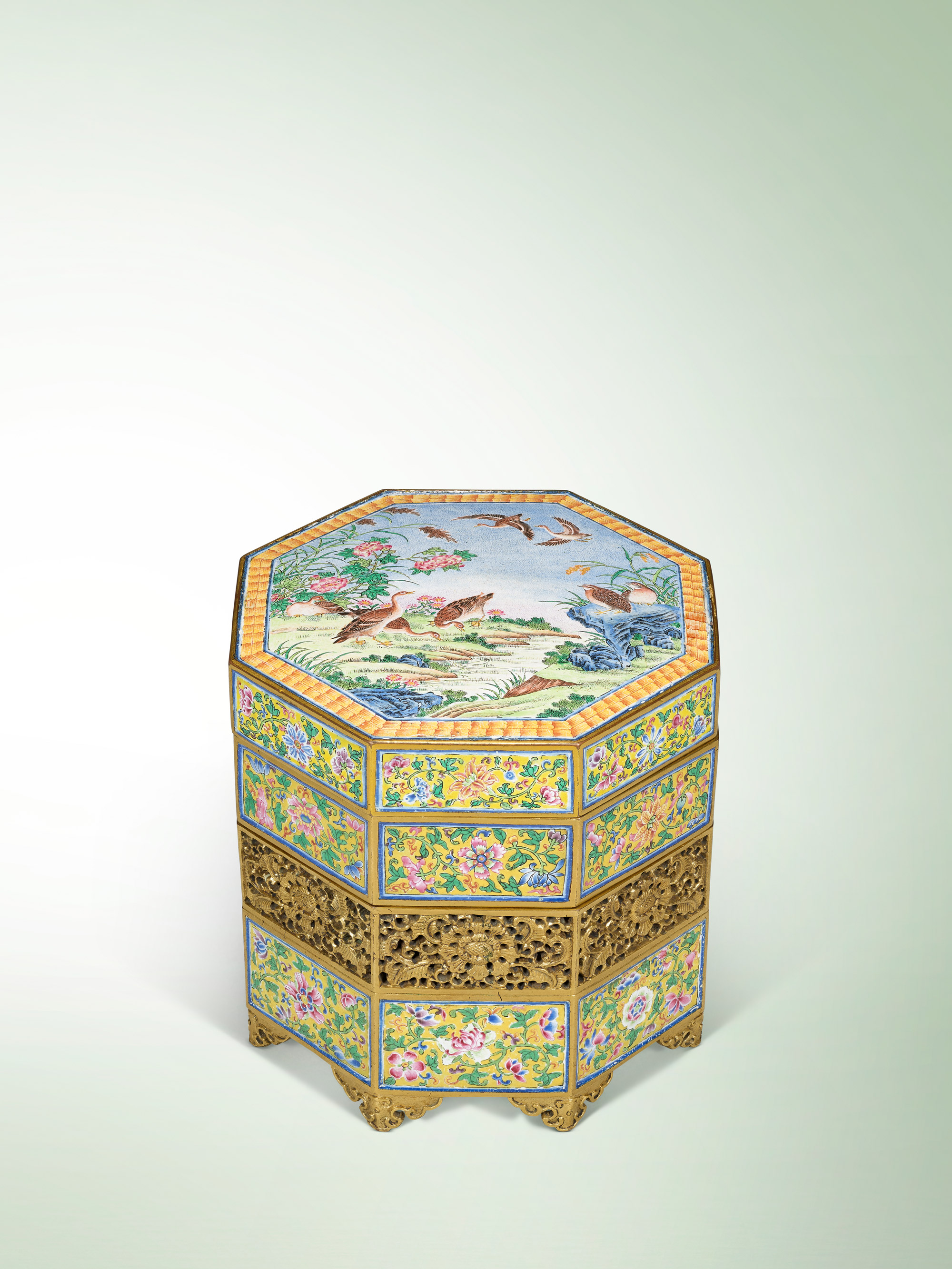 An imperial Beijing enamel ‘geese and quails’ tiered ink stone warmer box and cover, with Duan ink stone. Qianlong four-character mark in blue enamel within a double square and of the period (1736-1795). Sold for HK$37,100,000 on 30 October 2025 at Christie’s in Hong Kong 