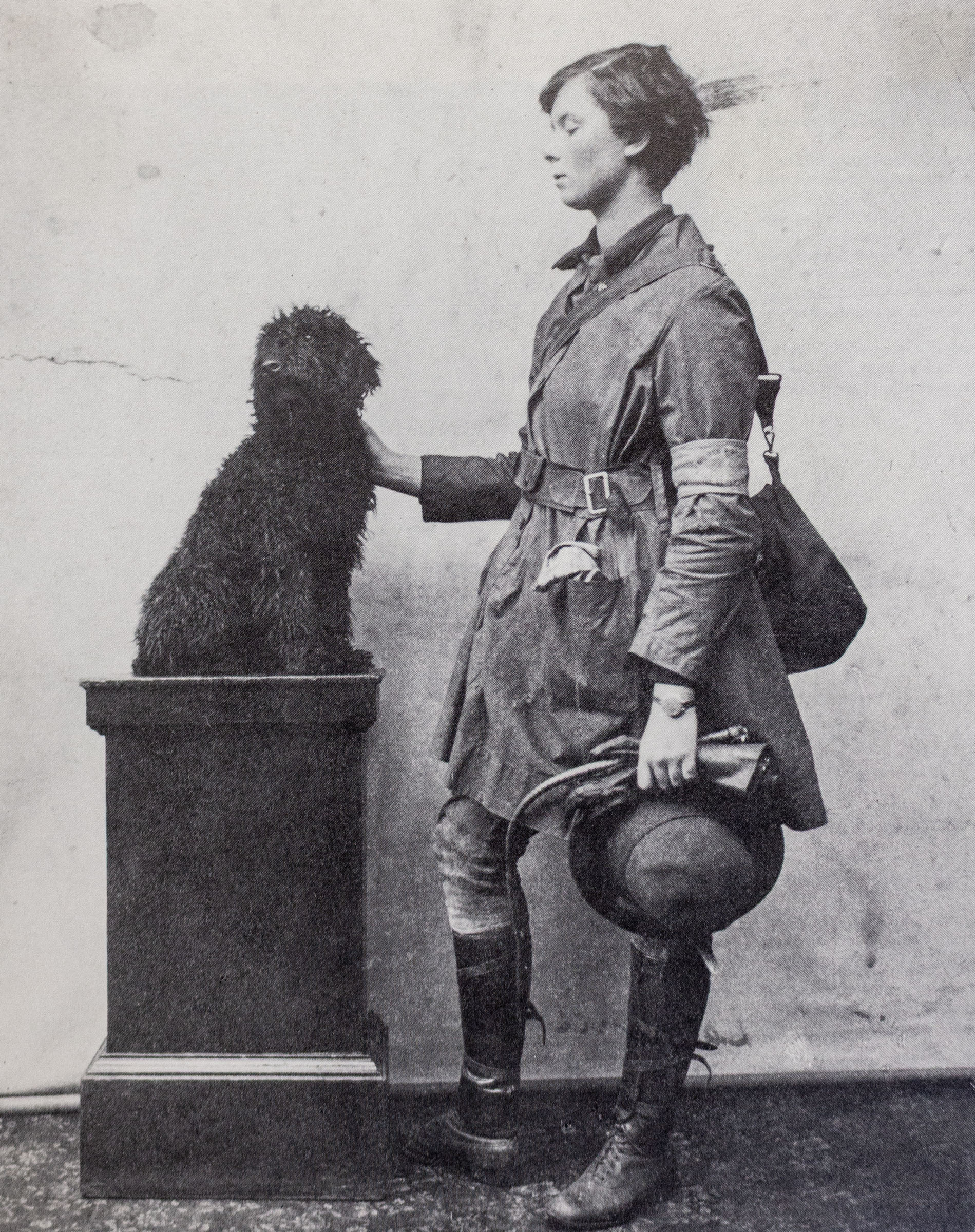 Nancy Nicholson in her Land Army uniform with Smuts, circa 1917