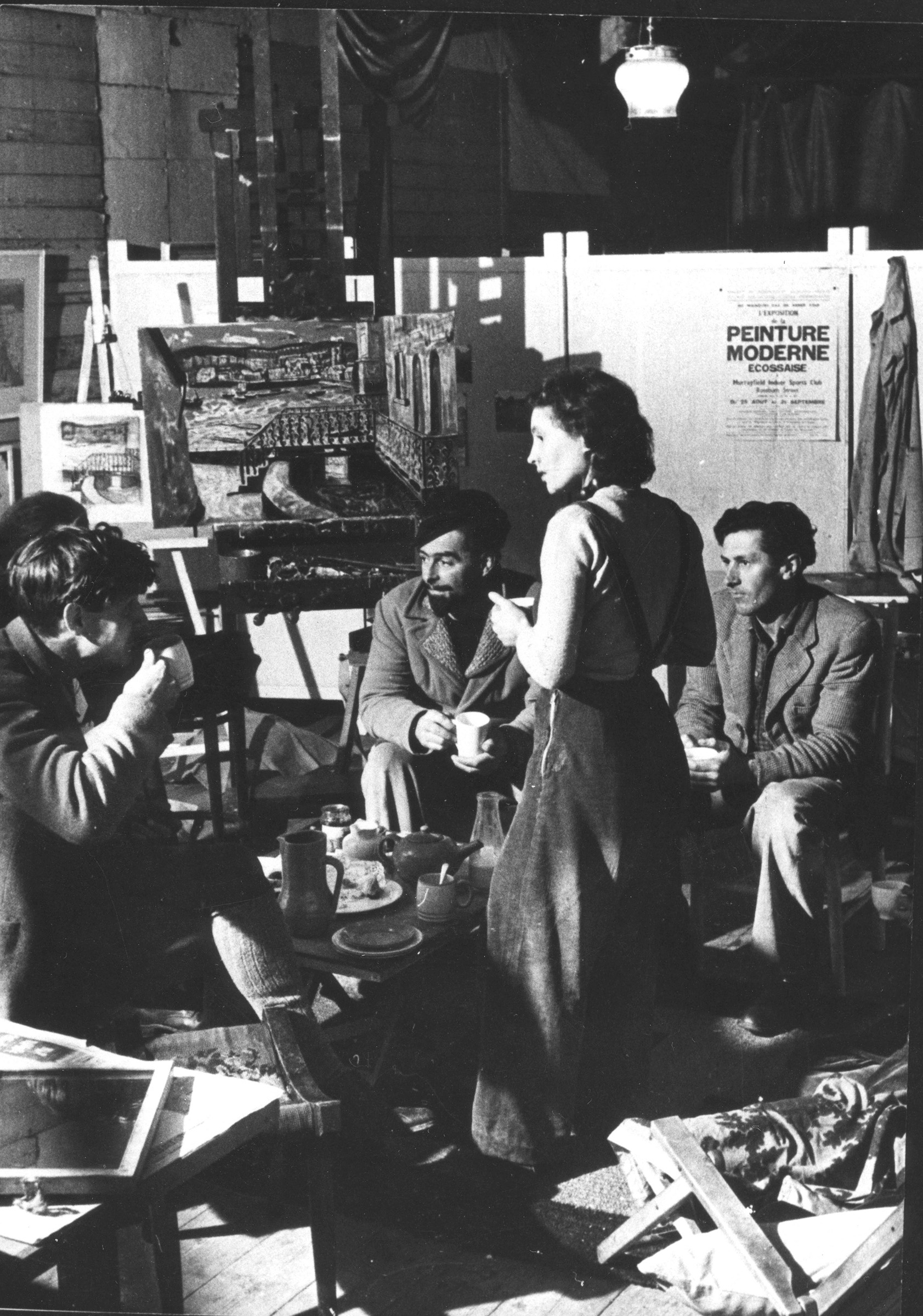 From left: Peter Lanyon, Guido Morris, Sven Berlin, Wilhelmina Barns-Graham and John Wells in St Ives, 1940s