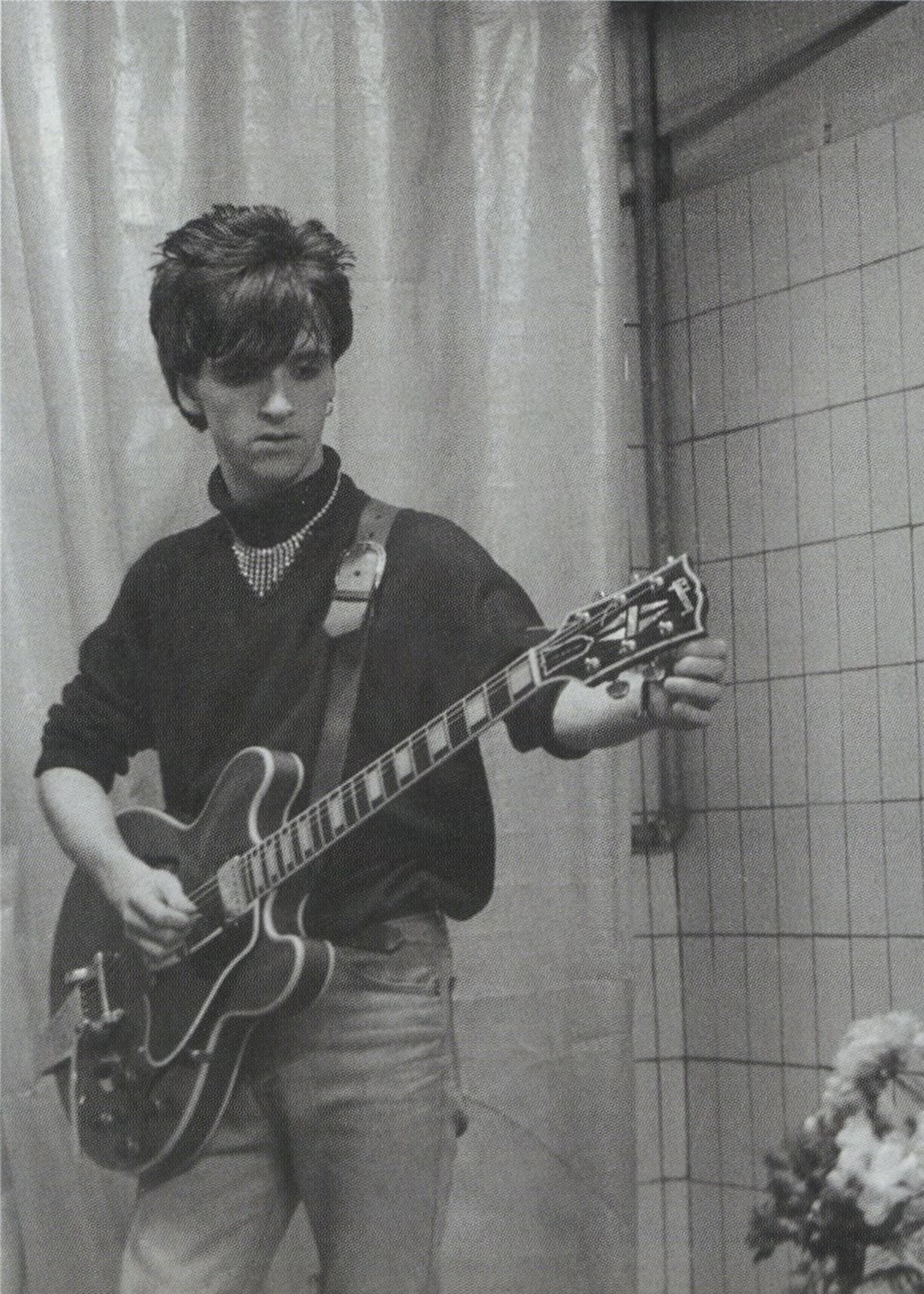 Johnny Marr backstage at Breekend Festival, Belgium, 22 April 1984