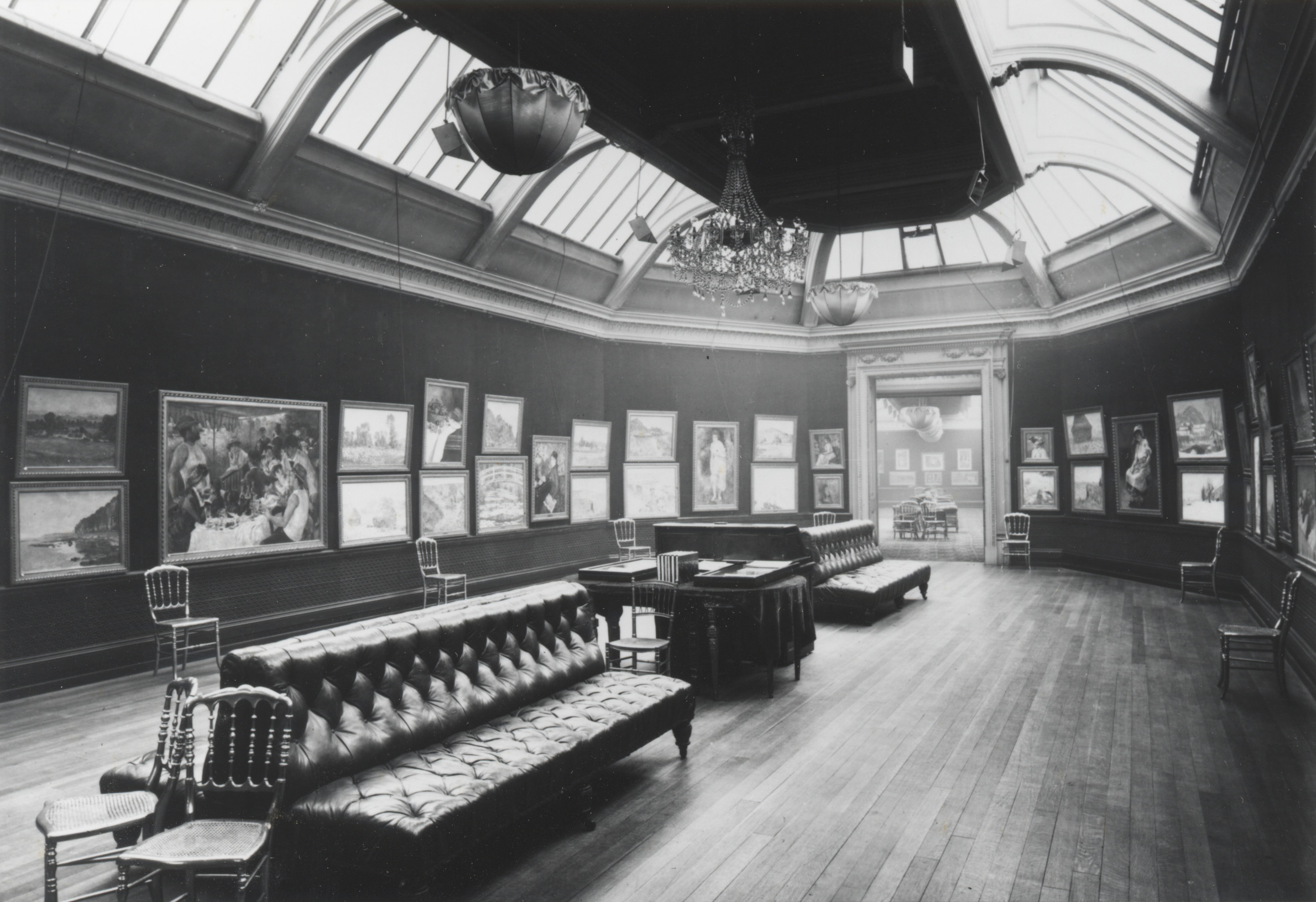 Durand-Ruel's exhibition at the Grafton Galleries in London, January/February 1905, which featured more than 300 works
