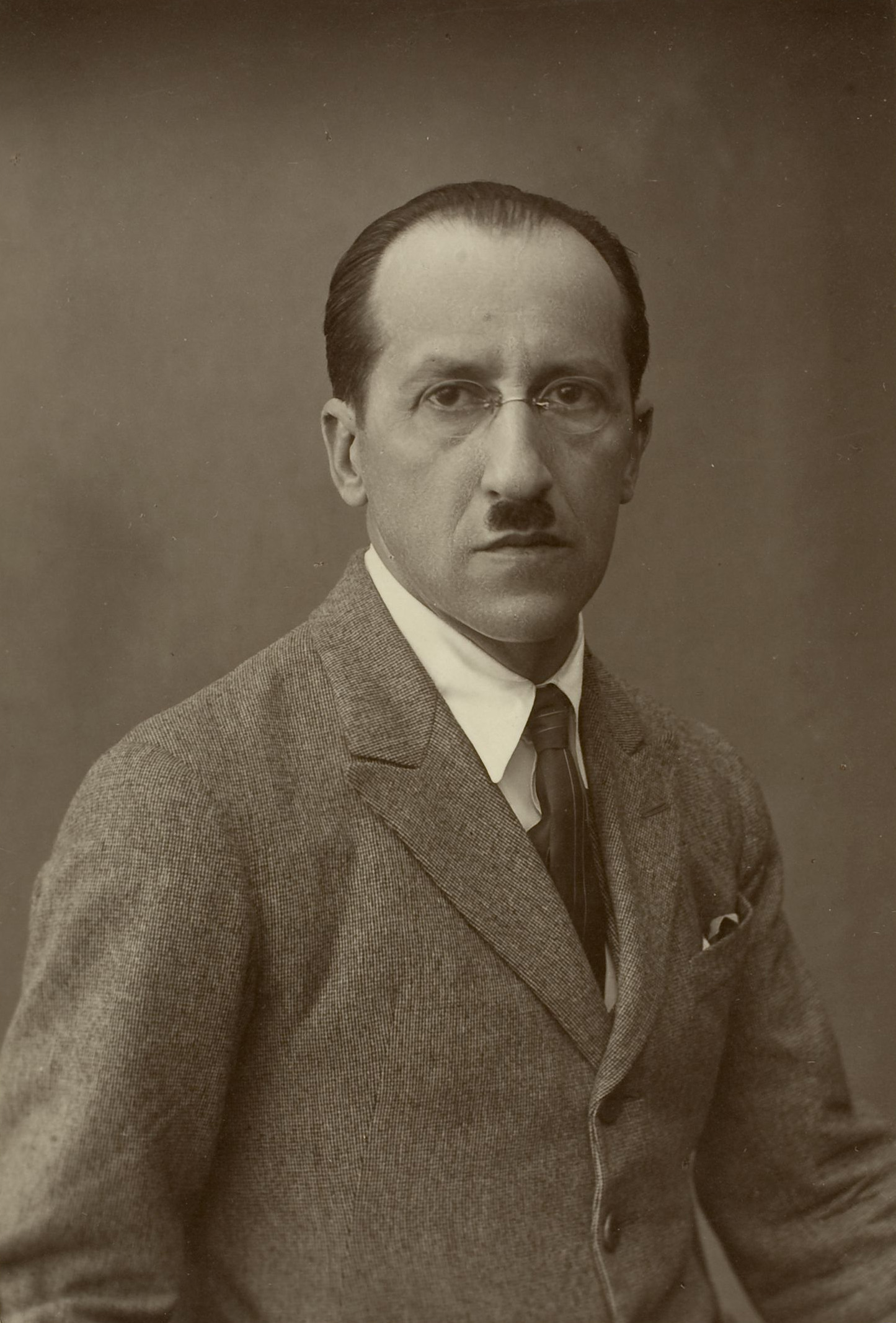 Mondrian in Paris in 1922, a period when he wrote that he had begun to create 'painting that pleases me more than all my previous work'