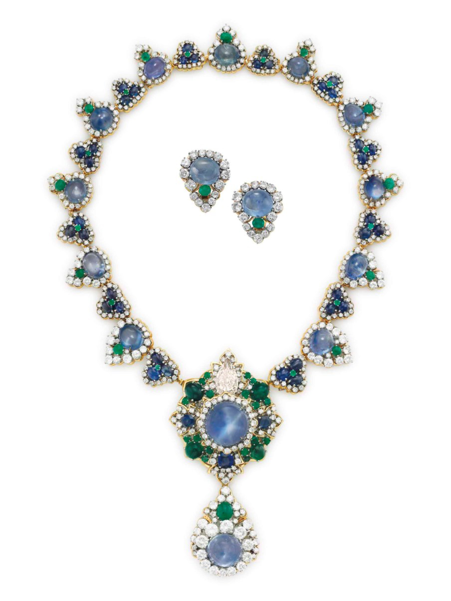 Emerald and Diamond necklace and earrings set