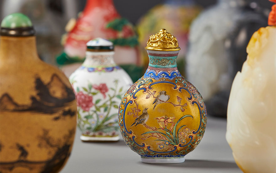 Five things to know about Chinese snuff bottles