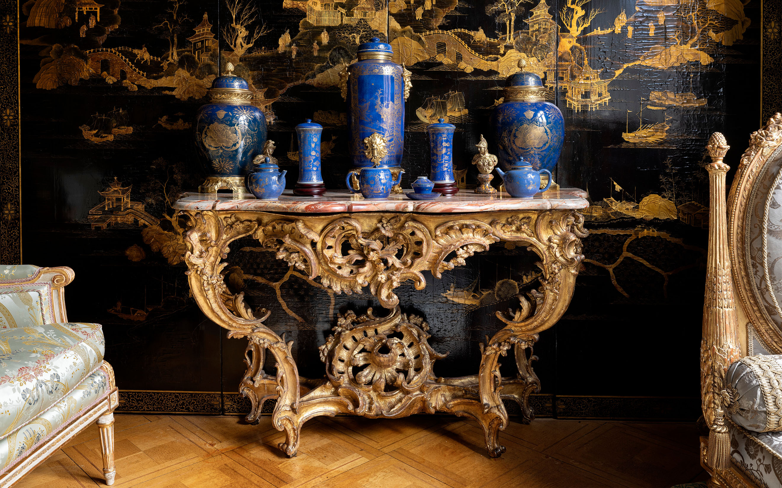 https://www.christies.com/-/media/images/features/articles/2025/04/1-18/chinoiserie-in-18th-century-france/chinoiserie-18th-century-france-main.jpg?h=1650&hash=50ea8c5ac54db0e47da650cf8a0936e34425fc84&iar=0&rev=23628b9e177349d192b1c9483030f3f0&w=2640