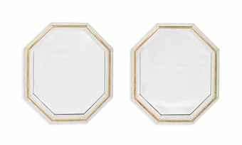 A PAIR OF WHITE-PAINTED AND PARCEL-GILT MIRRORS