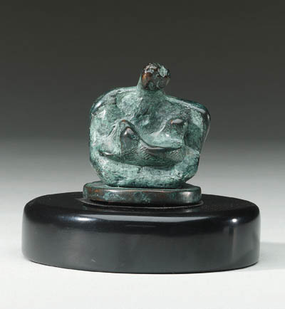 Small Mother and Child on Round base 
