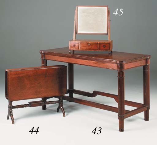A Victorian mahogany Sutherland table A Victorian mahogany Sutherland table 