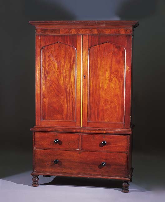 AN AUSTRALIAN CEDAR LINEN PRESS