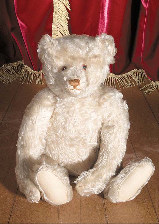 ぬいぐるみ MERRYTHOUGHT Mr. & Mrs. Twisty Cheeky A rare Merrythought Mrs. Twisty Cheeky | Christie's