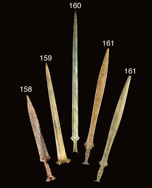 A EUROPEAN BRONZE AGE RAPIER BLADE , MIDDLE BRONZE AGE, CIRCA 15001100