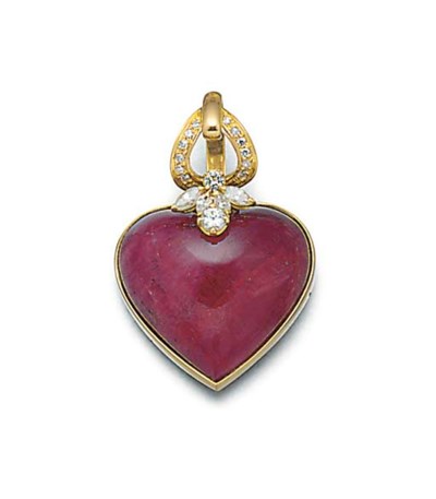 lot cabochon ruby shaped heart