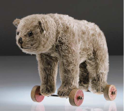 steiff bear on wheels