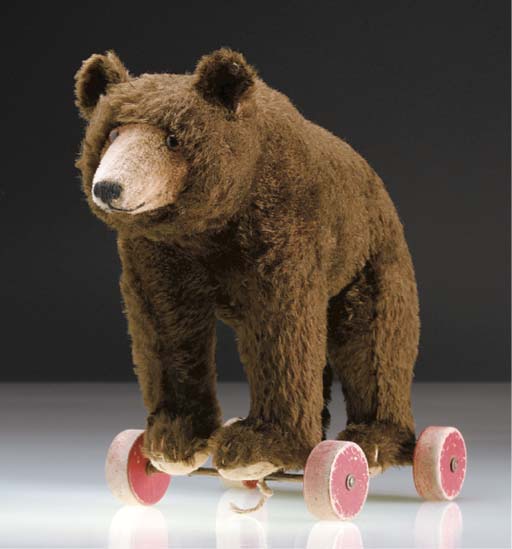 steiff bear on wheels original