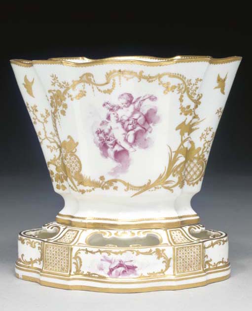 a la base de la porcelaine 6 lettres