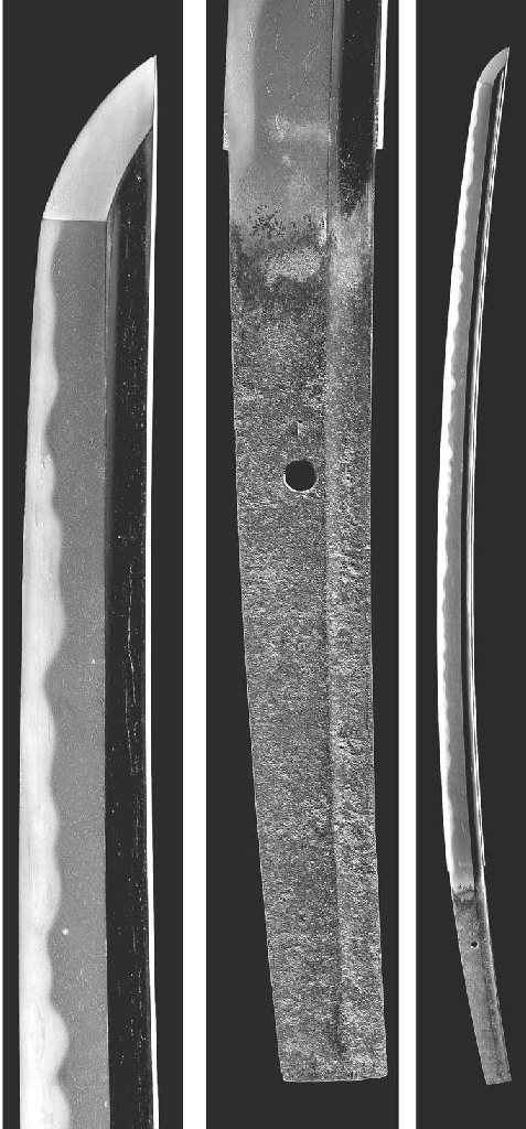 A Hizen Katana , SIGNED HIZEN KUNI JU ISE DAIJO FUJIWARA YOSHIHIRO