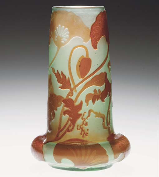 A FIRE-POLISHED CAMEO GLASS VASE A FIRE-POLISHED CAMEO GLASS VASE 
