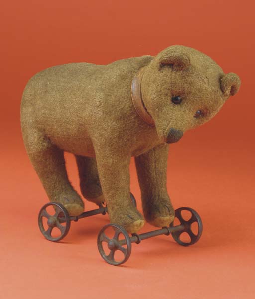 steiff wheeled bear value