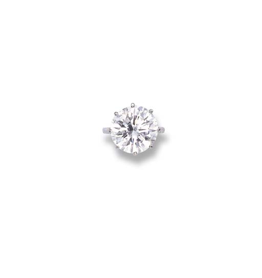 A DIAMOND SINGLE-STONE RING, BY FARAONE
