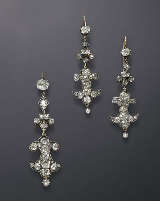 A SET OF ANTIQUE DIAMOND JEWELRY Christie's