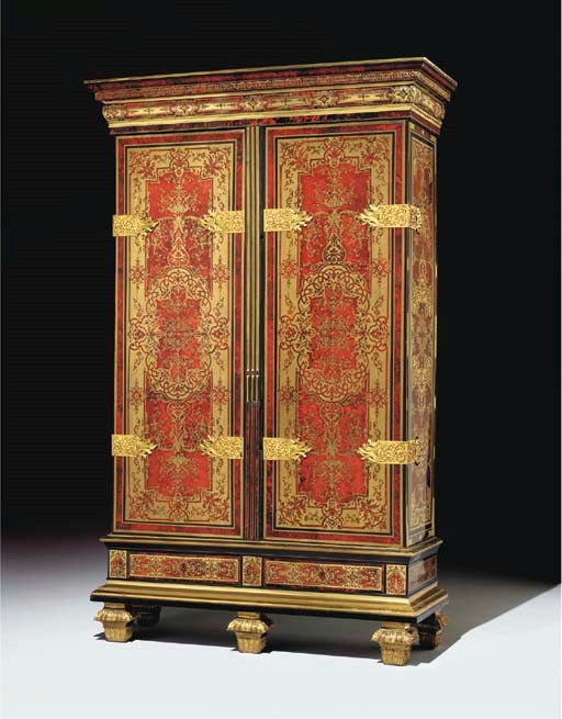 ARMOIRE D'EPOQUE LOUIS XIV