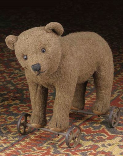 steiff bear on wheels original