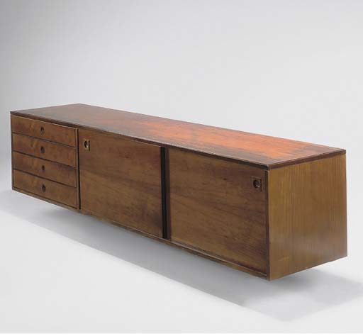 WALL-MOUNTED SIDEBOARD 

