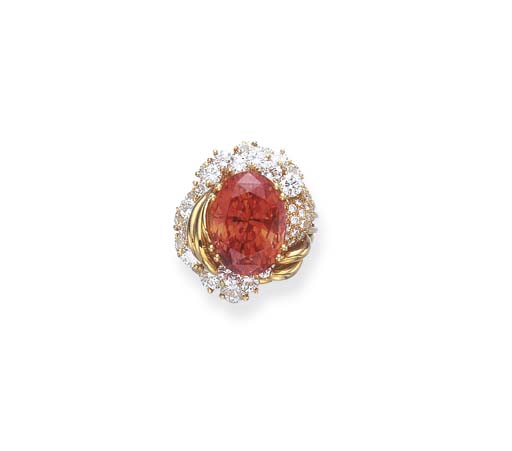 AN EXTREMELY RARE PADPARADSCHA SAPPHIRE AND DIAMOND RING, BY HEN