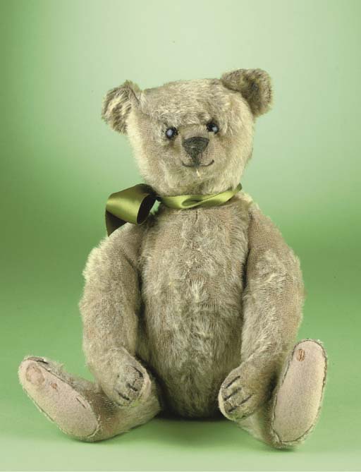 A 1930s Steiff giraffe | Christie's